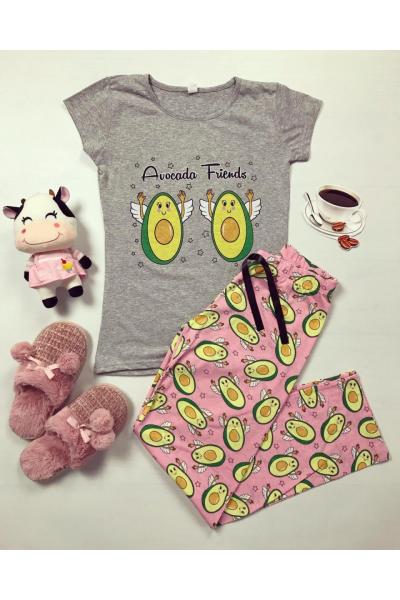 Pijama dama bumbac ieftina cu tricou gri si pantaloni lungi roz cu imprimeu Avocado