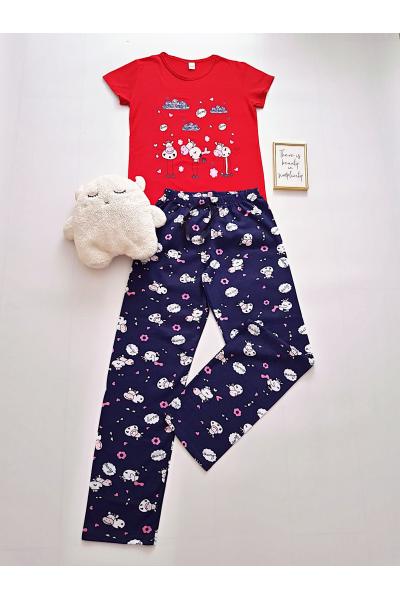 Pijama dama ieftina bumbac lunga cu pantaloni lungi bleumarin si tricou rosu cu imprimeu animalute