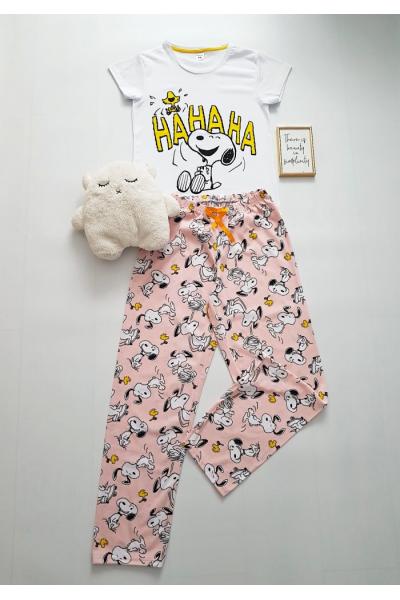 Pijama dama ieftina cu pantaloni lungi roz si tricou alb cu imprimeu SY Haha