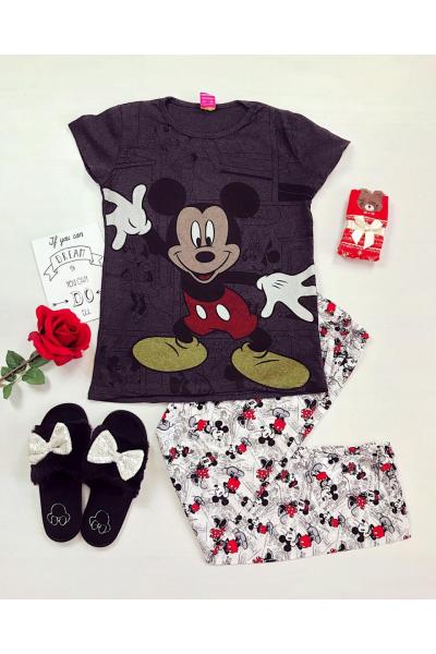Pijama dama ieftina din bumbac cu tricou gri inchis si pantaloni albi cu imprimeu Mickey Mouse dansand