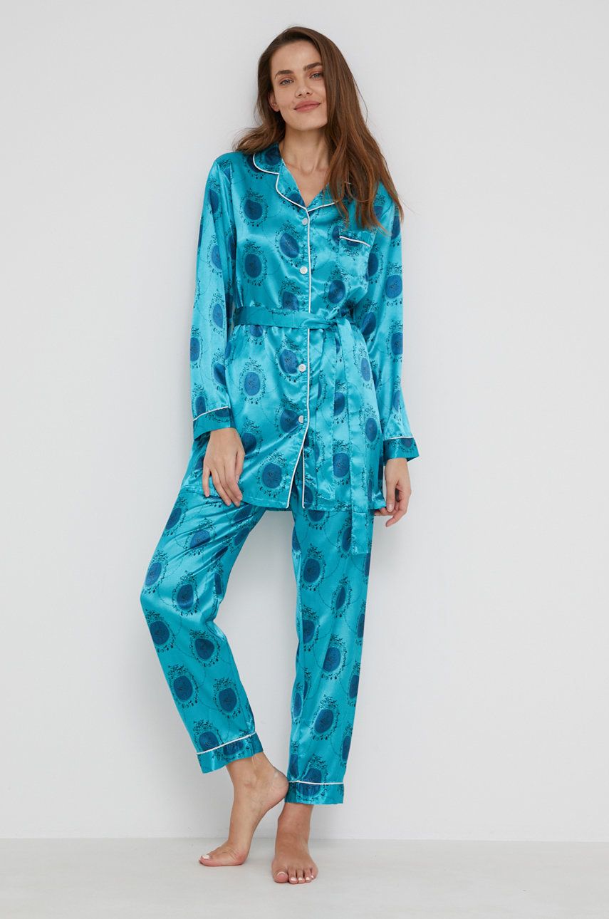 pijama satinata albastra lunga cu model